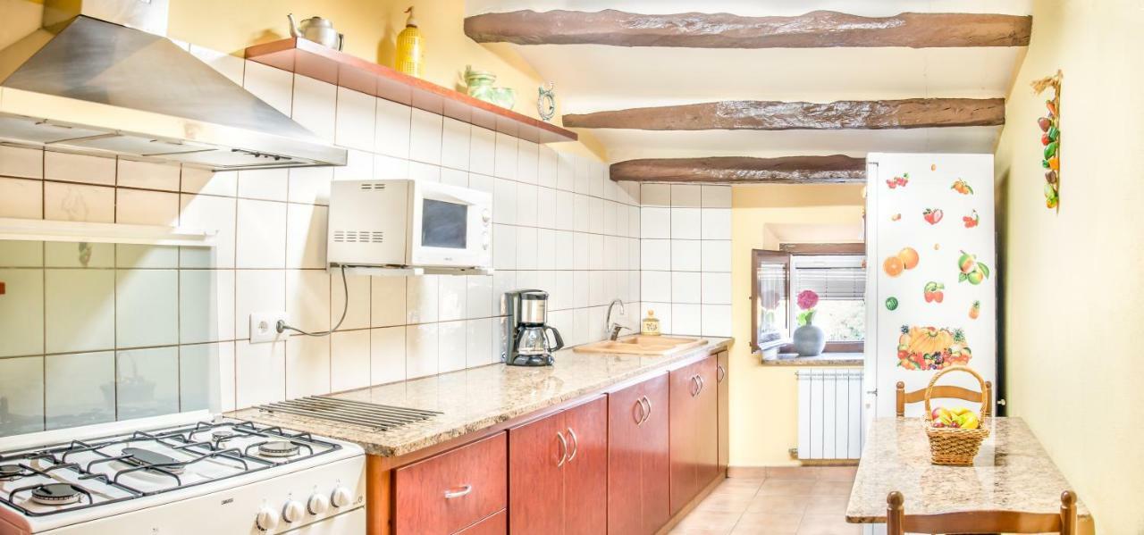 Cal Xaiet Guest House Llampaies Екстериор снимка