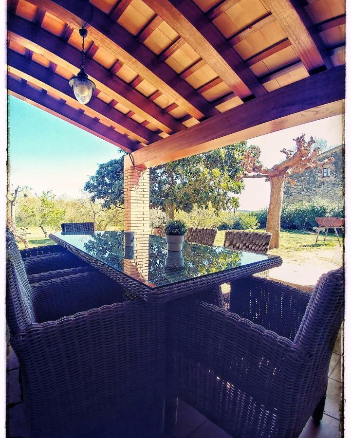 Cal Xaiet Guest House Llampaies Екстериор снимка