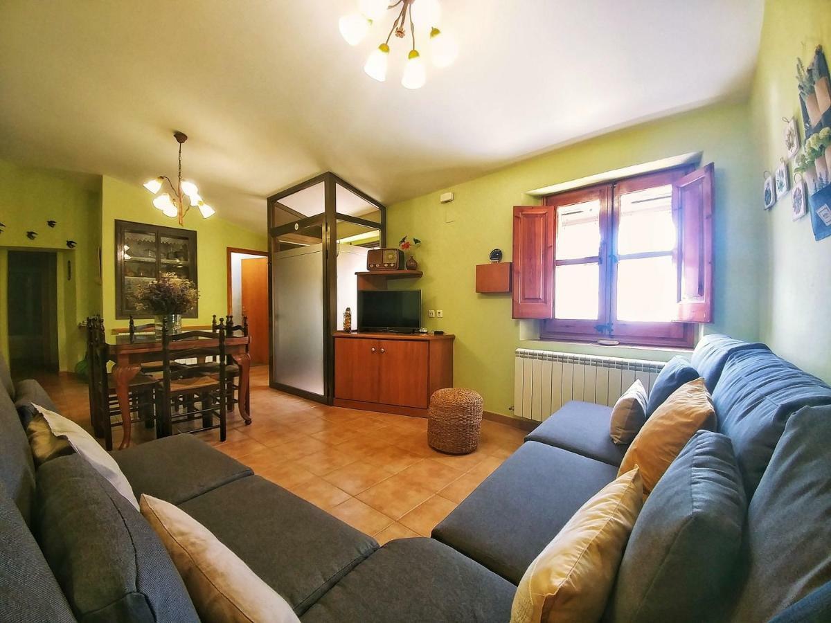 Cal Xaiet Guest House Llampaies Екстериор снимка