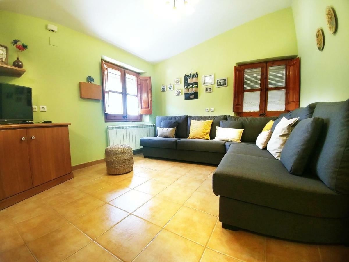 Cal Xaiet Guest House Llampaies Екстериор снимка